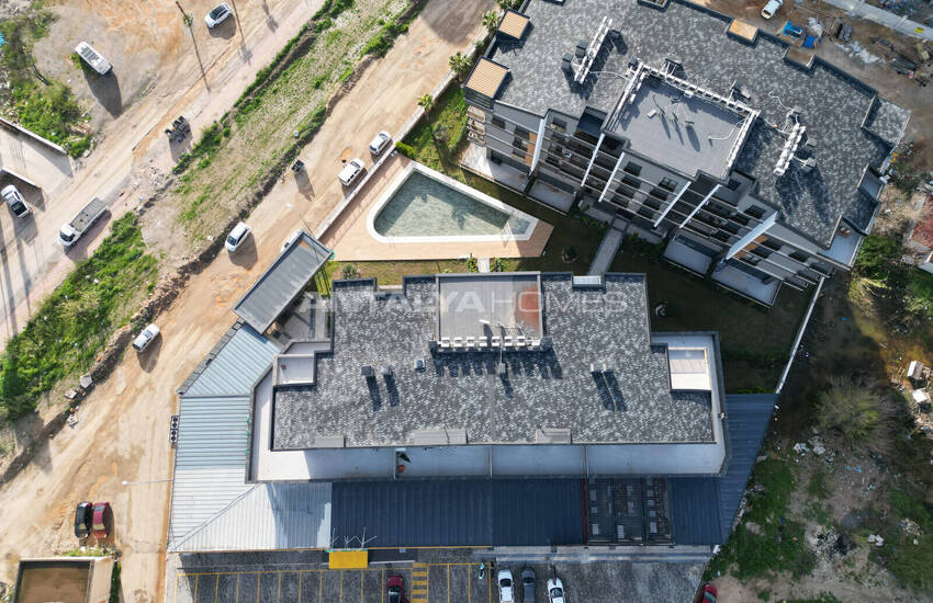 آپارتمان با منظره کوهستان در ویستا پریمیوم با استخر در کنییالتی 3