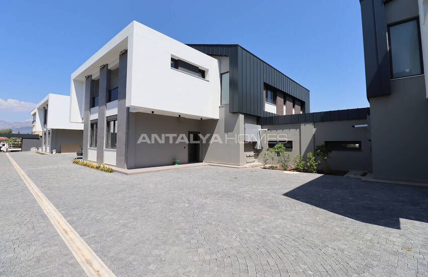 Halfvrijstaande Huis Met Zwembad En Tuin In Antalya Döşemealtı 6