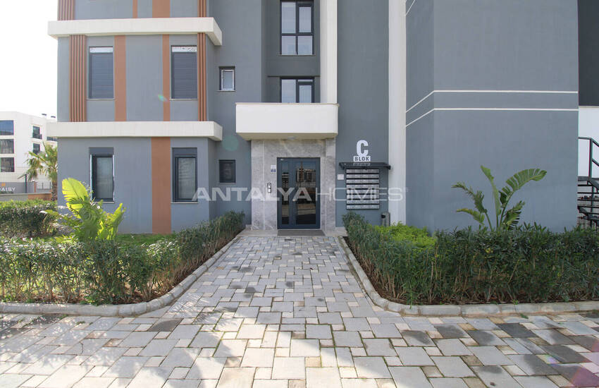 Lägenhet Med 2 Sovrum I Ett Komplex Med Pool I Antalya Altıntaş 4