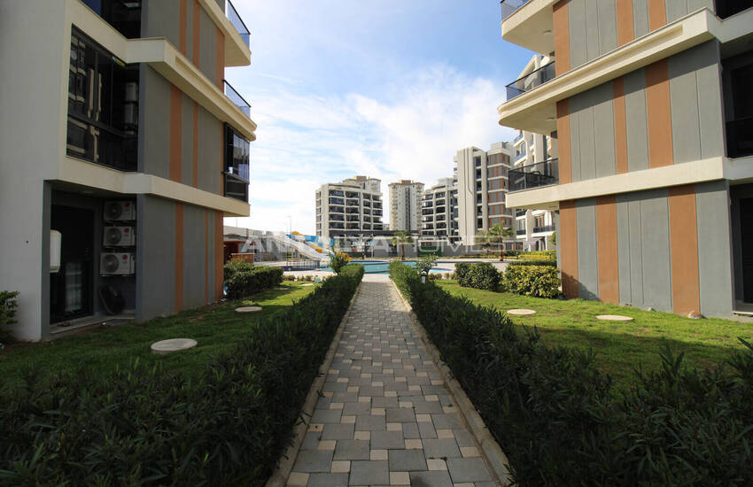 Lägenhet Med 2 Sovrum I Ett Komplex Med Pool I Antalya Altıntaş 3