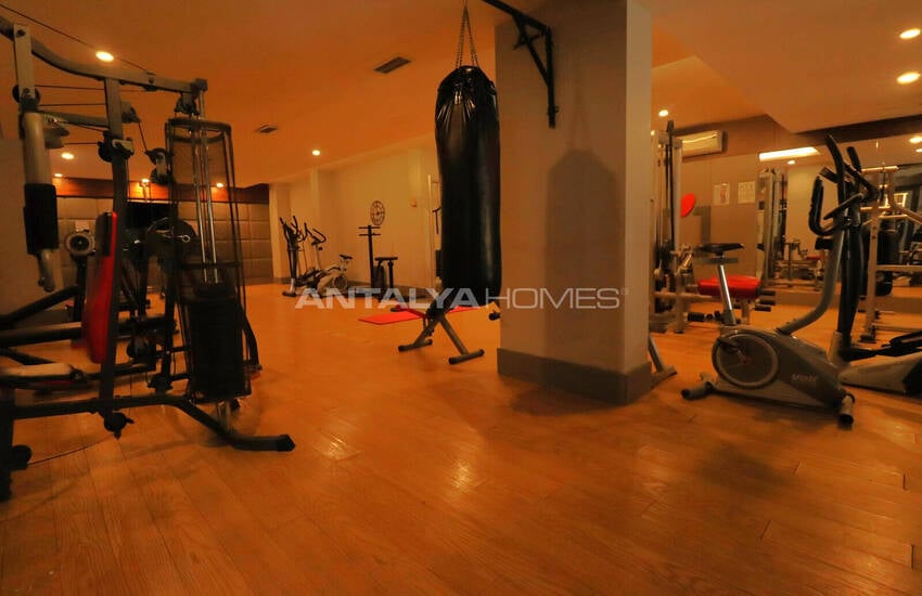 آپارتمان دوبلکس ۴ خوابه با کف باغ در آنتالیا 20