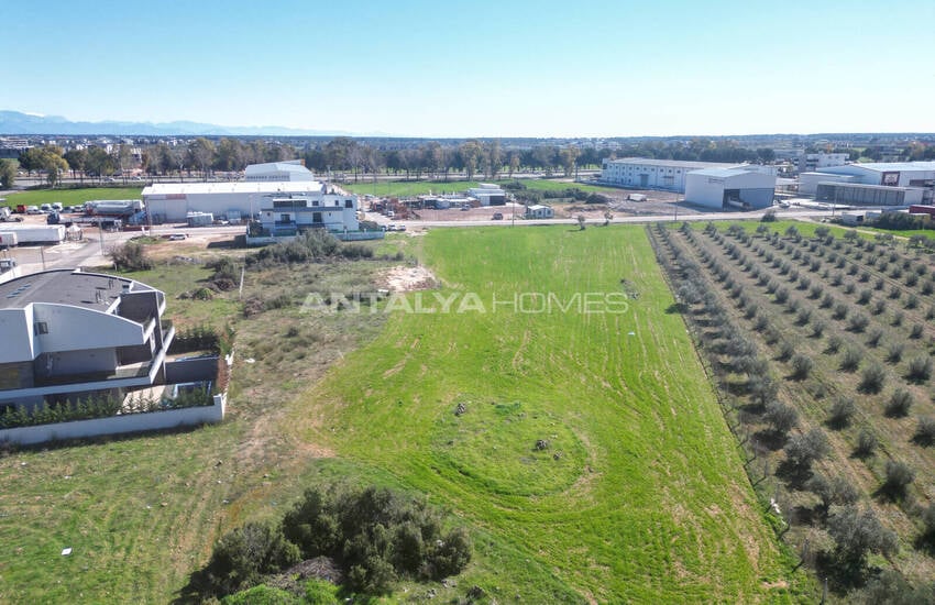 Коммерческий участок у главной дороги в Дёшемеалты, Анталья 1
