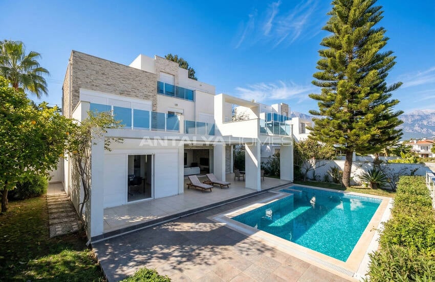 Triplexvilla Met 4 Slaapkamers En Zwembad In Antalya 1