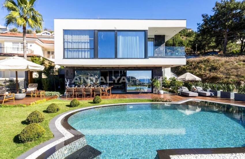 Alanya Bektaş'ta Havuzlu Satılık 3+1 Müstakil Villa 4