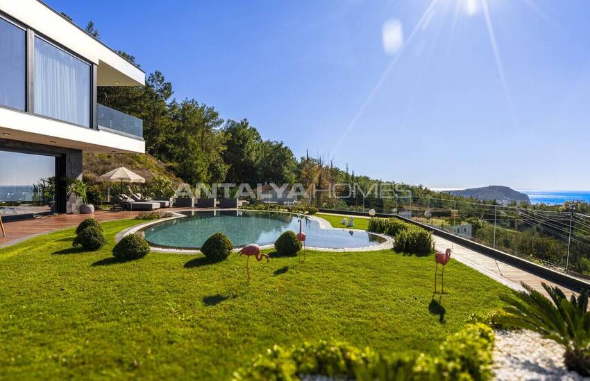 Alanya Bektaş'ta Havuzlu Satılık 3+1 Müstakil Villa 3
