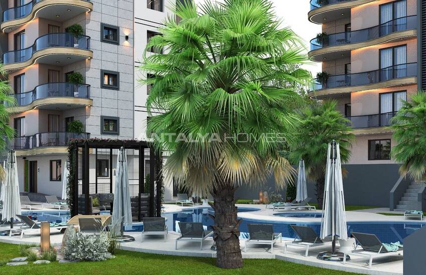 Antalya Serik'te Havuzlu Sitede Satılık 2+1 ve 3+1 Daireler 2