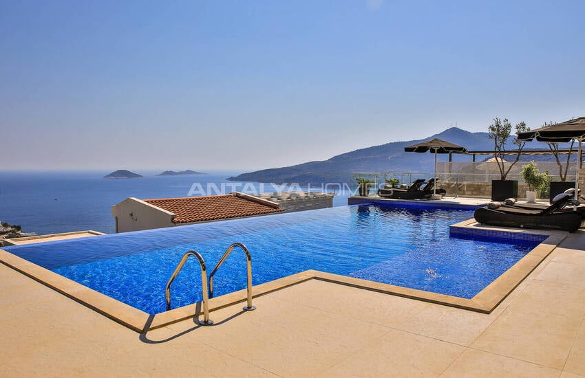 Kaş Kalkan’da Deniz ve Dağ Manzaralı Özel Havuzlu Villa 8