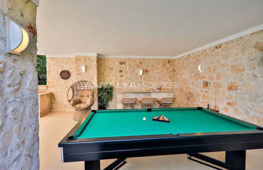 Kaş Kalkan’da Deniz ve Dağ Manzaralı Özel Havuzlu Villa 27