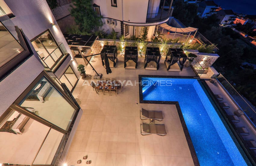 ویلای با منظره دریا با امکانات گسترده در کالکان، آنتالیا 10