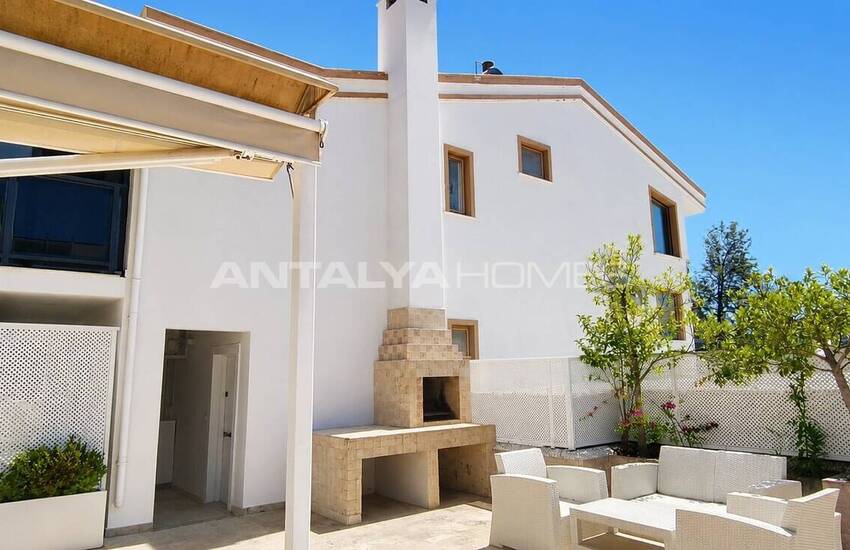 Elegant Spacious Villa for Sale with a Garden in Kalkan Antalya 7