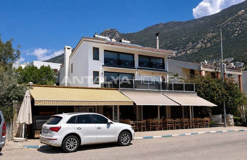 Elegant Spacious Villa for Sale with a Garden in Kalkan Antalya 5