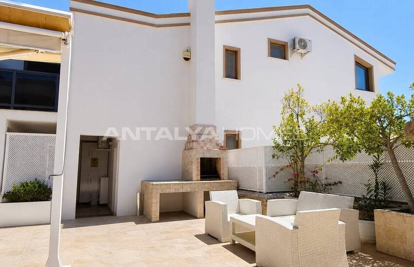 Elegant Spacious Villa for Sale with a Garden in Kalkan Antalya 6
