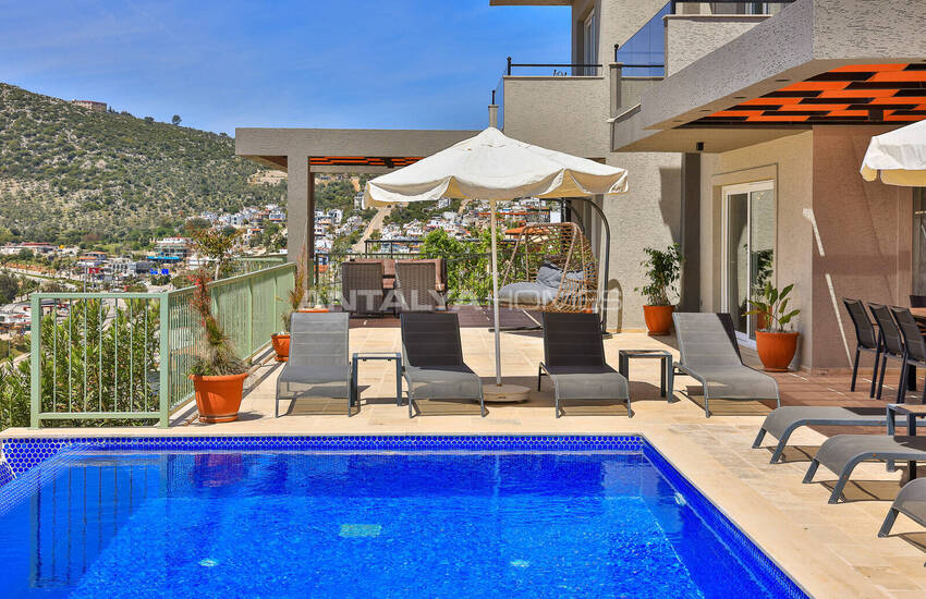 Antalya Kalkan'da Sonsuzluk Havuzlu 4+1 Lüks Villa 4