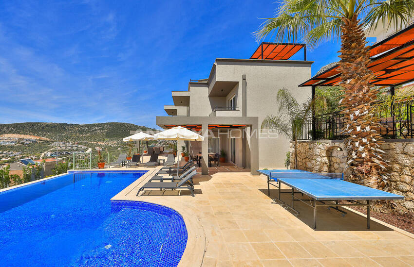 Antalya Kalkan'da Sonsuzluk Havuzlu 4+1 Lüks Villa 7