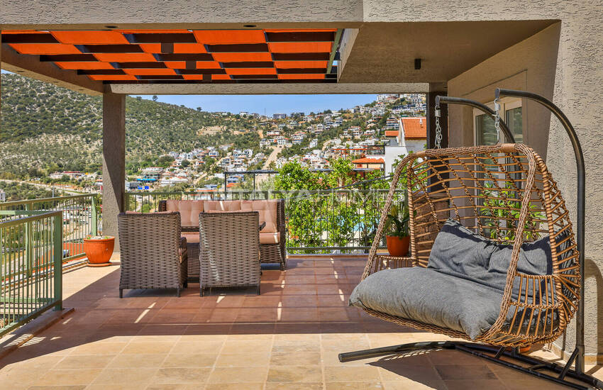 Antalya Kalkan'da Sonsuzluk Havuzlu 4+1 Lüks Villa 15