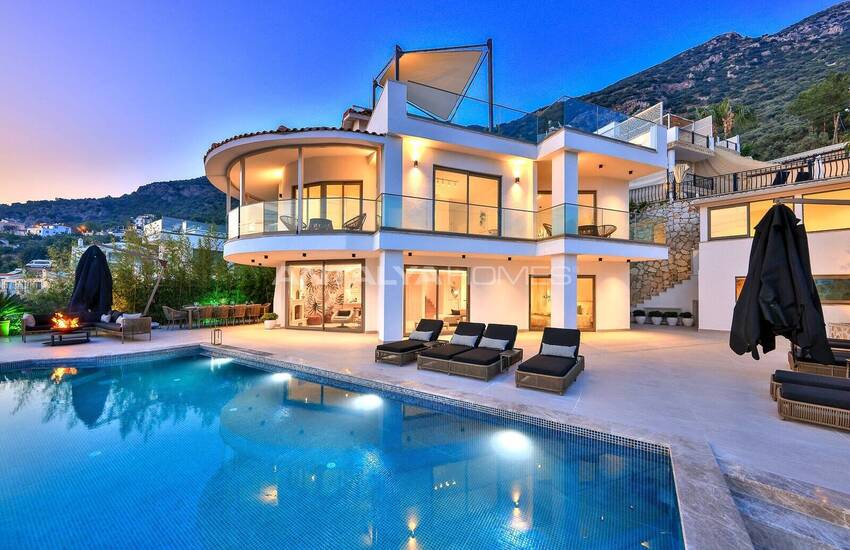 Villa Met 5 Slaapkamers, Zwembad En Parkeerplaats In Kalkan Antalya 11