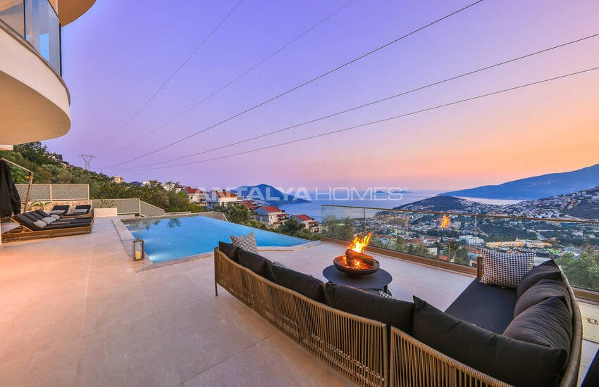 Villa Med 5 Sovrum, Pool Och Parkeringsplats I Kalkan Antalya 11