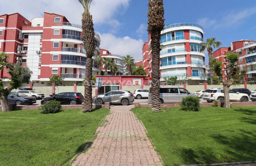 Möblerad 3-rumslägenhet Nära Stranden I Antalya Konyaalti 1