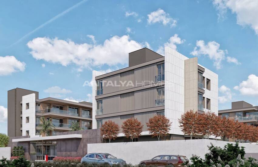 Flats in a Secure Complex with Pools in Antalya Uncalı 2