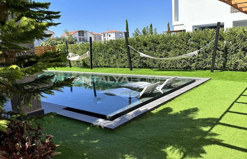 1-bedroom Duplex Villa with Pool and Garden in Antalya Kadriye 6
