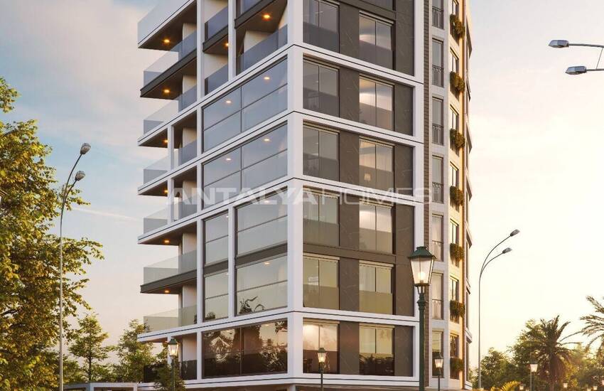 Flats on Işıklar Street Near the Sea in Antalya Muratpaşa 1