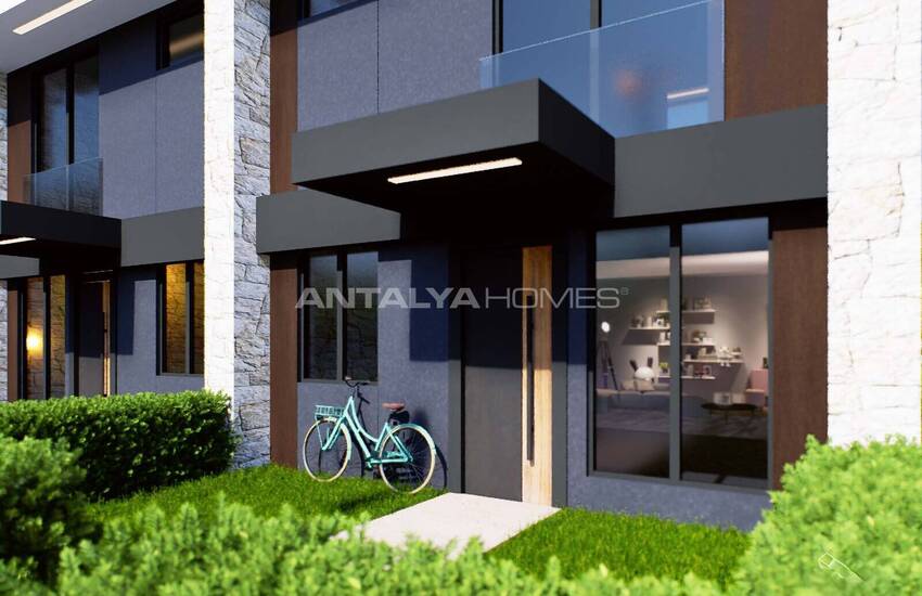Apartments with a Pool and Security in Antalya Kepez 11