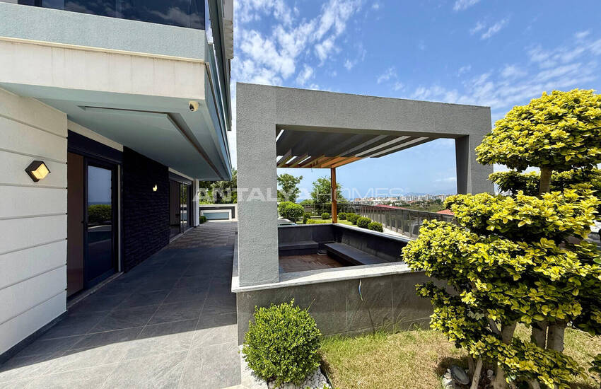 Villa Mit Meerblick Und Privatem Pool In Meeresnähe In Alanya 2