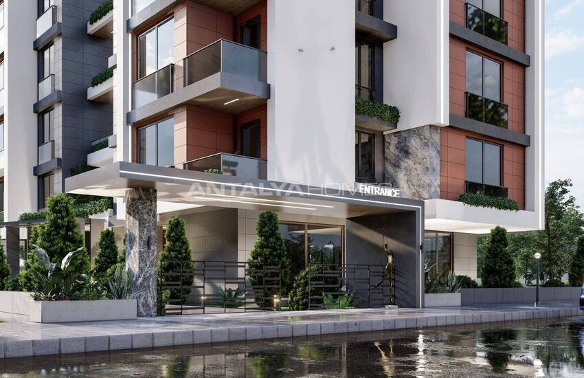 Antalya Konyaaltı'da Havuzlu Sitede Daireler 8