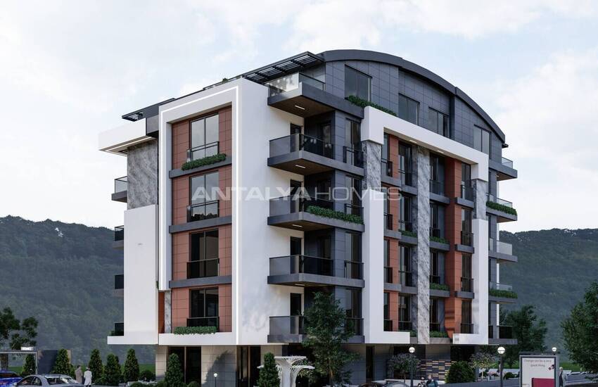 Antalya Konyaaltı'da Havuzlu Sitede Daireler 7