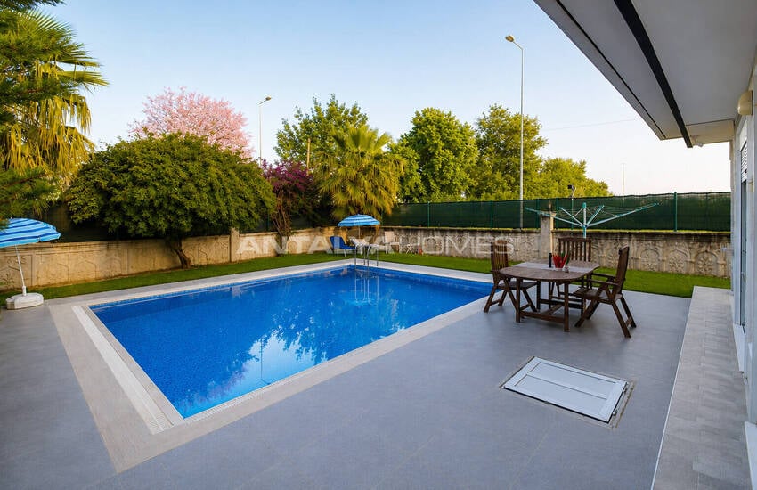 Spacious Detached Villa with a Pool in Belek Antalya 3
