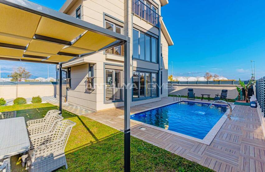 Detached 3-bedroom Villa with Private Pool in Kadriye Antalya 2