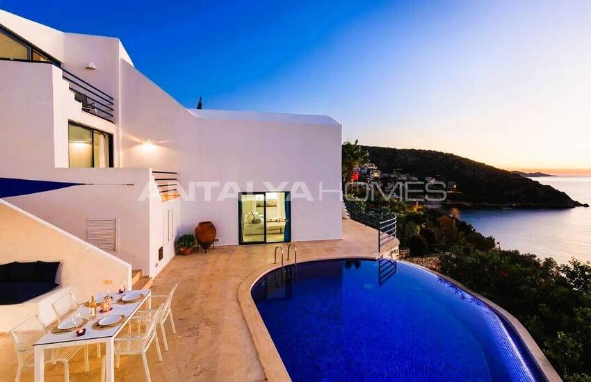 Villa with Private Pool and View in Kalkan Antalya 6