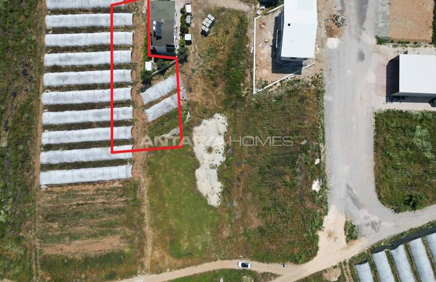 Spacious Investment Land for Sale in Antalya Serik 1