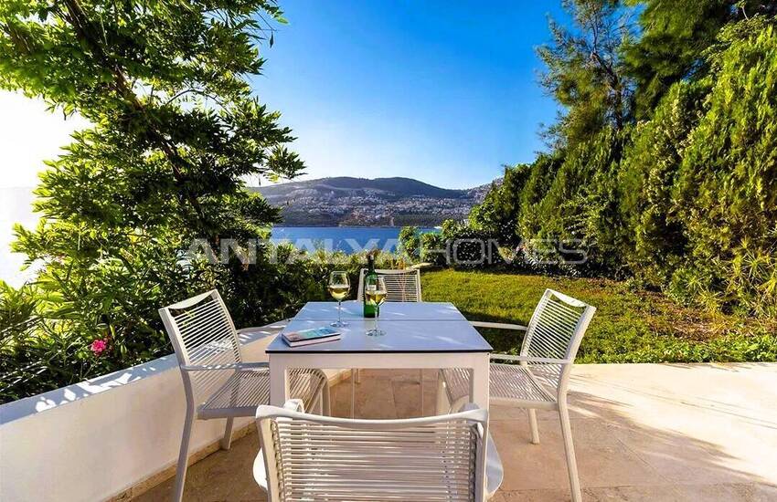 1-bedroom Seafront Villa with Private Pool in Kaş Kalkan 9