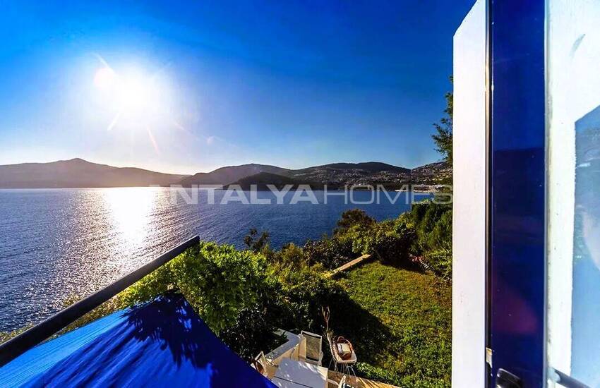 1-bedroom Seafront Villa with Private Pool in Kaş Kalkan 6