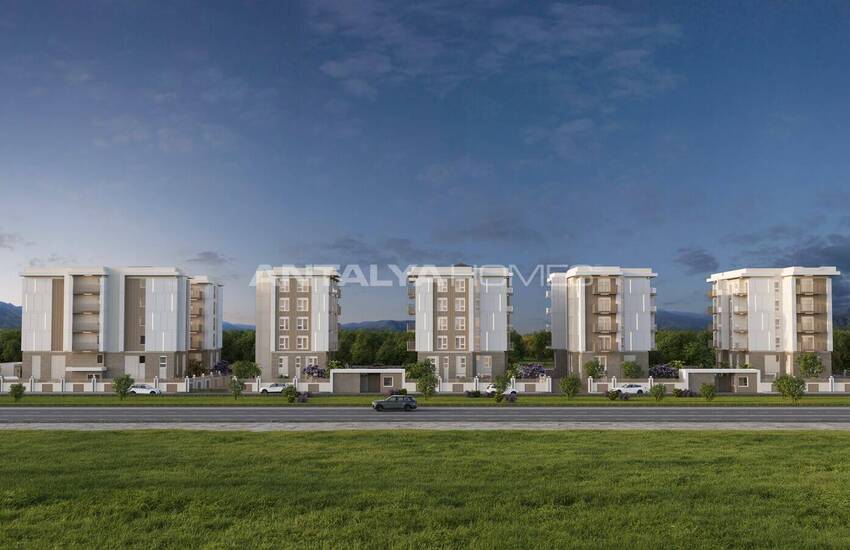 Middle and Ground Floor Apartments with Pool in Antalya Kepez 7