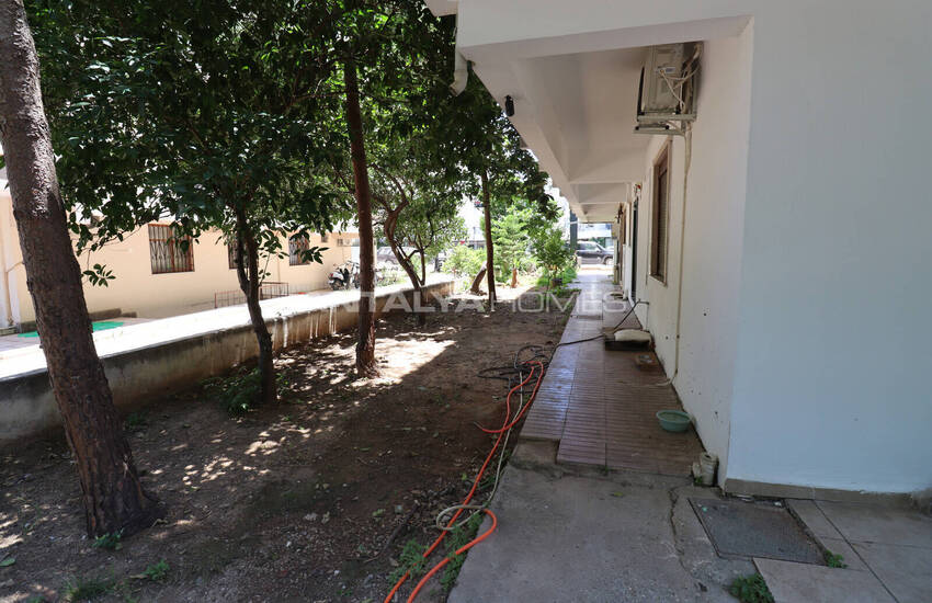 Apartment with Parking Near the Beach in Muratpaşa Antalya 4