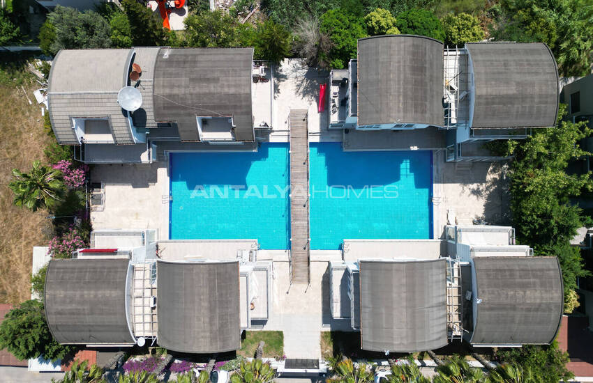 Antalya Belek'te Geniş Bahçeli İkiz Villa 5