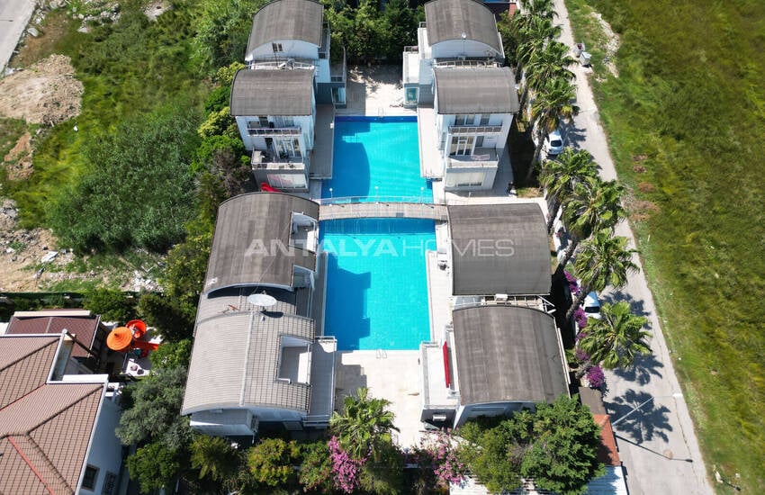 Antalya Belek'te Geniş Bahçeli İkiz Villa 8
