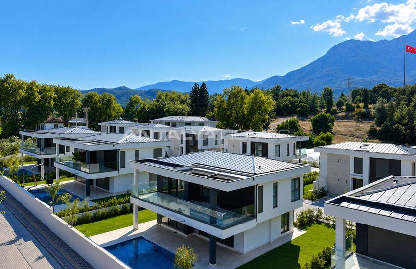 Vrijstaande Villa Met 4 Slaapkamers En Zeezicht In Kemer, Antalya 3
