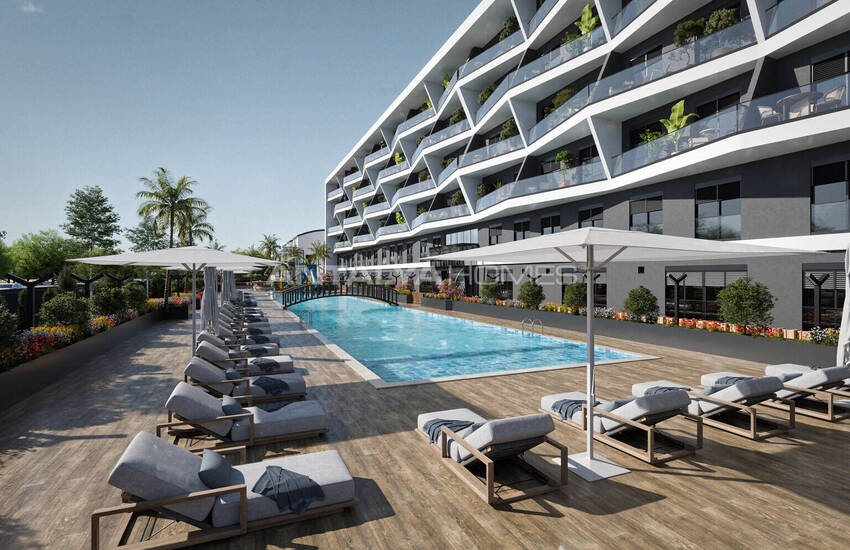 Vackra Lägenheter Med Gemensam Trädgård I Antalya Kepez