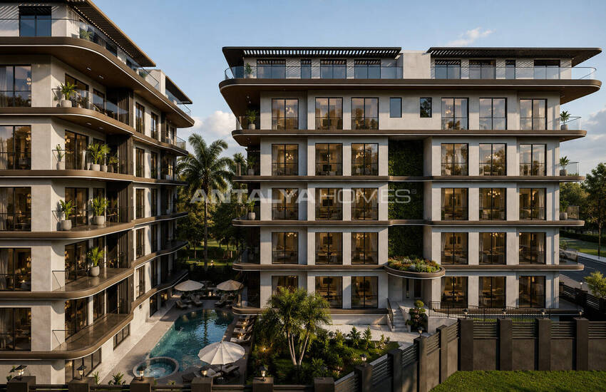 Apartments with Shared Pool Near the Beach in Alanya Center