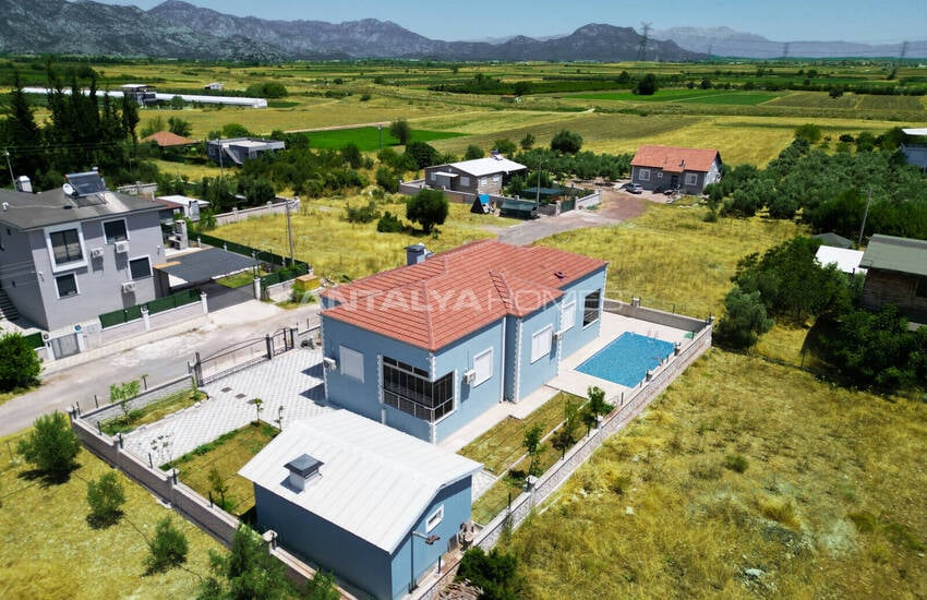Haus Mit Naturblick Und Pool In Antalya Dosemealti 2