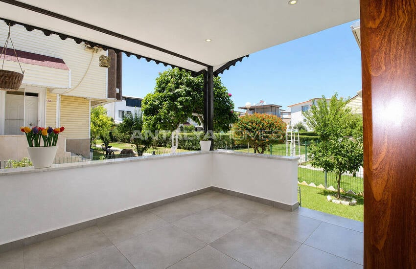 Doppelvilla Mit Gemeinschaftspool In Antalya Kadriye 8