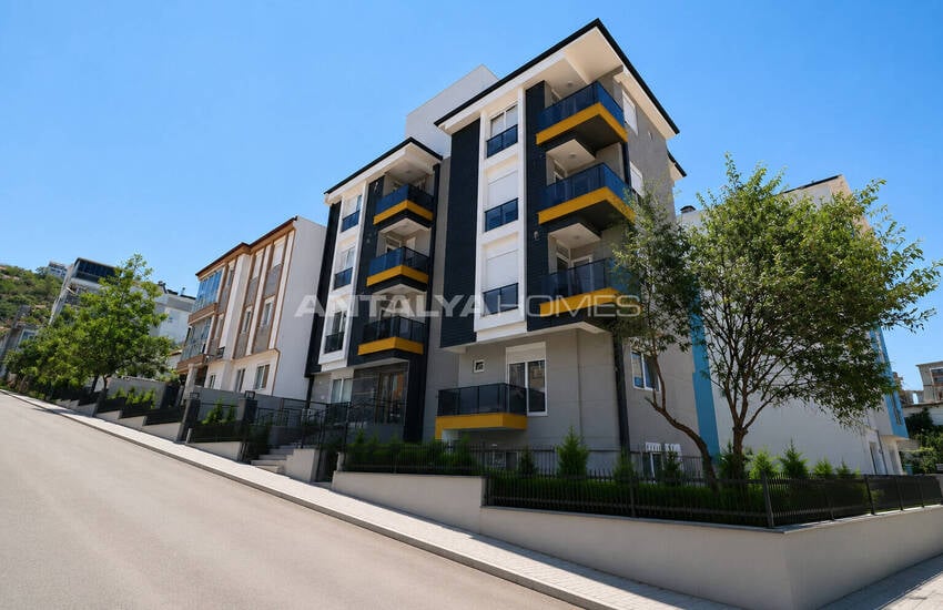 3-bedroom Duplex Apartment Near City Hospital in Kepez Antalya 2