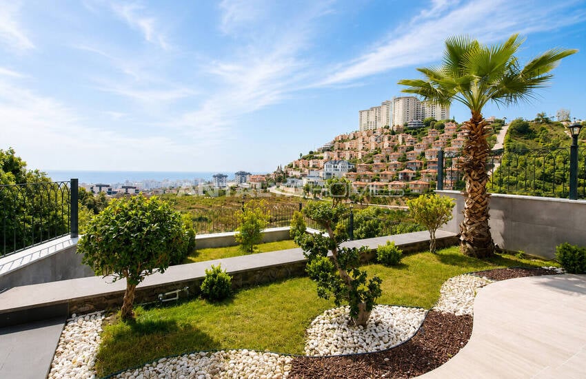 Detached Villa with Sea View and Pool in Alanya Turkey 13