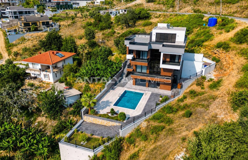 Detached Villa with Sea View and Pool in Alanya Turkey 7