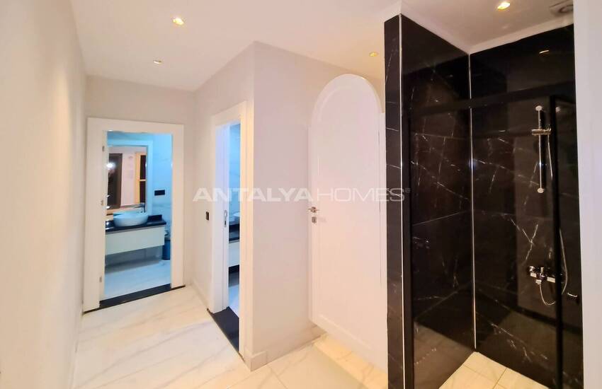 Middle Floor Apartments in a Complex in Alanya 10