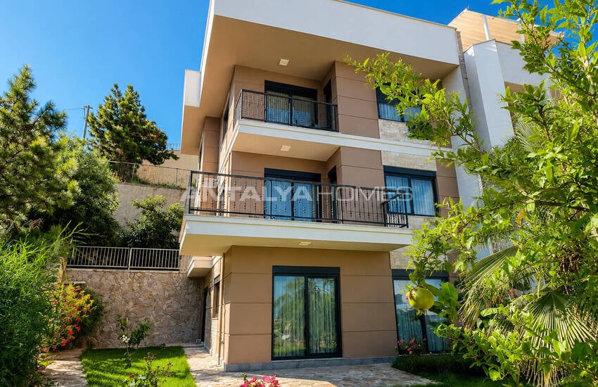 City-view Villa in Alanya Turkey with Spacious Layout 5