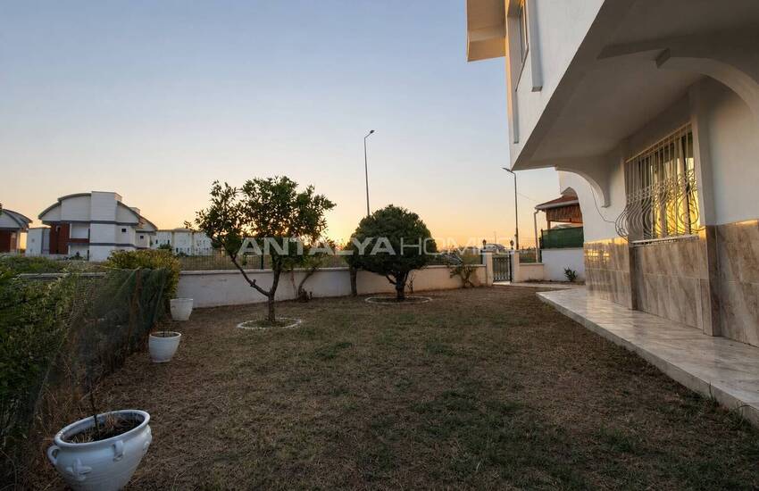 Charming Semi-detached Villa with Garden in Antalya Kadriye 4